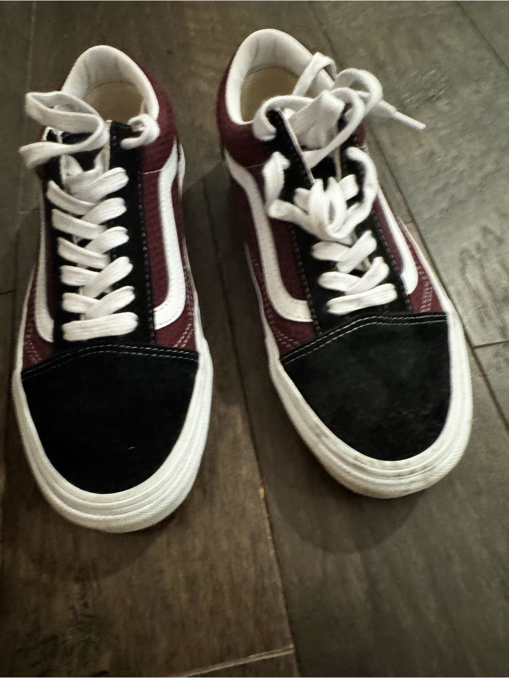 Vans Old Skool Women's Sneakers in Burgundy, Black and White